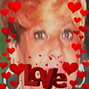 Meet your Posher, Pam swails